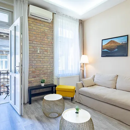- Spacious - Balcony Будапешт