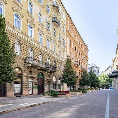 - Spacious - Balcony Будапешт